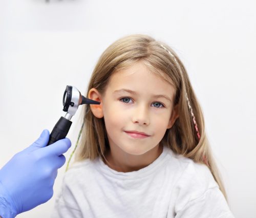 Come preparare i bambini al loro primo test dell’udito?